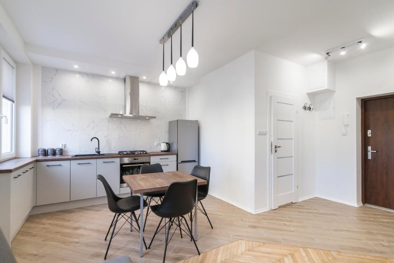 Apartamenty Bialystok - Lipowa 16/7 Ngoại thất bức ảnh